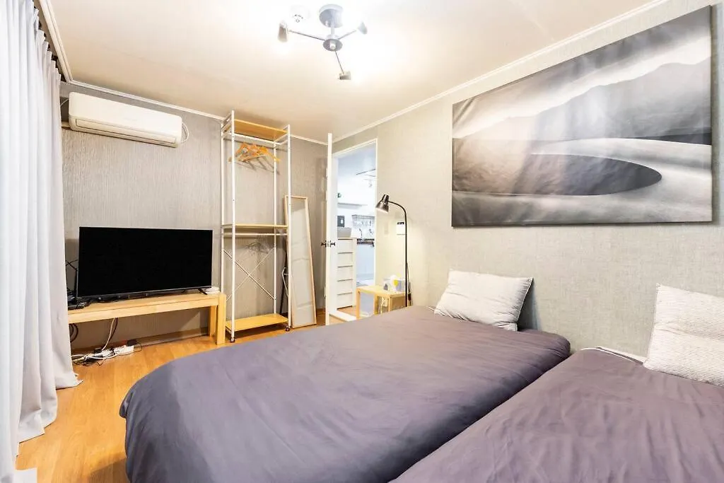 Hongdae Aron House Hotel Seoul 0*,  South Korea