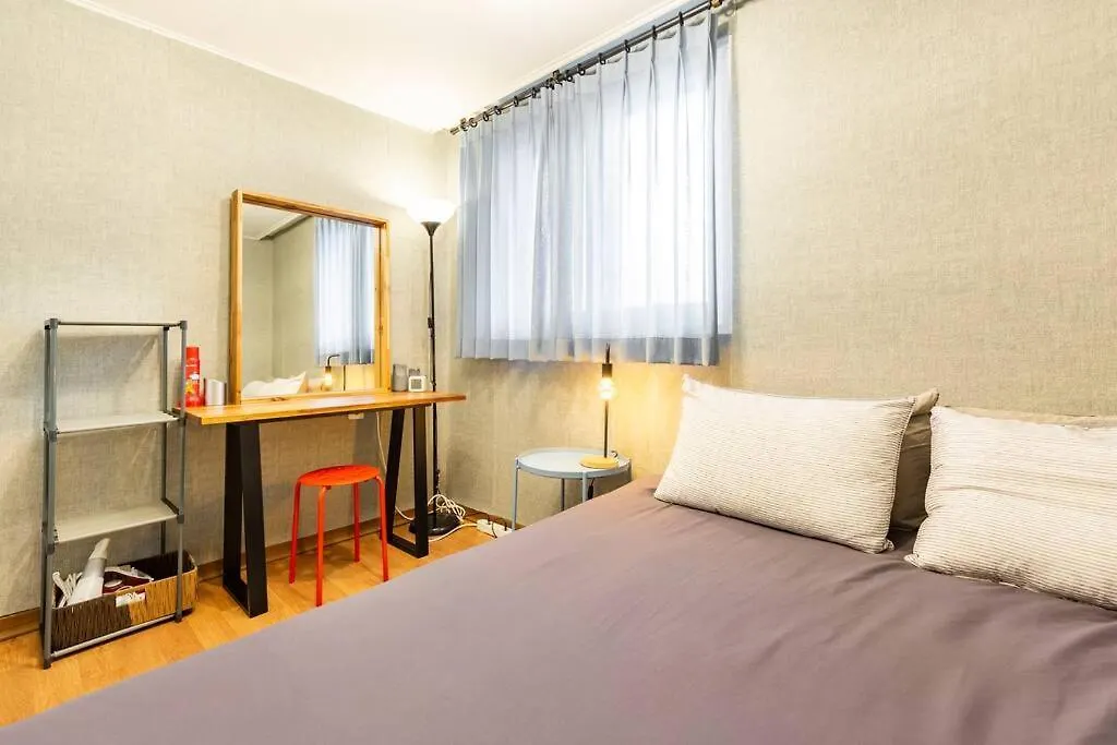 Hongdae Aron House Hotel Seoul