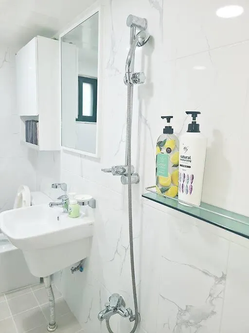 Hongdae Aron House Hotel Seoul Guest house